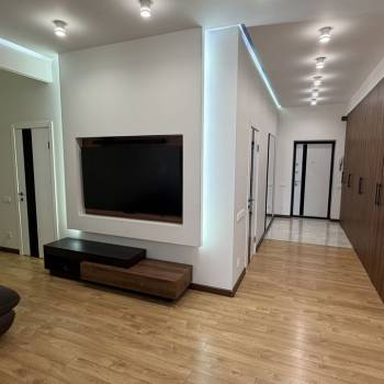 Продается Многокомнатная квартира, 109 м²