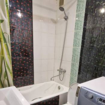 Сдается Многокомнатная квартира, 84 м²