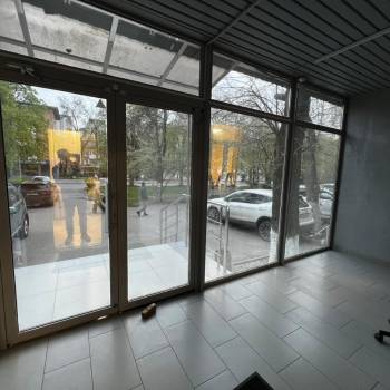 Сдается Нежилое помещение, 258 м²