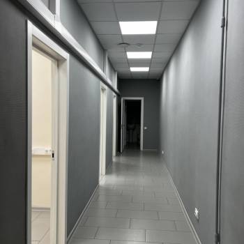 Сдается Нежилое помещение, 258 м²