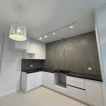 Продается 1-комнатная квартира, 40,6 м²