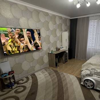 Продается 1-комнатная квартира, 42,7 м²