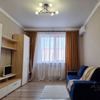 Сдается 1-комнатная квартира, 35 м²