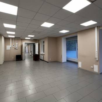 Сдается Нежилое помещение, 150 м²