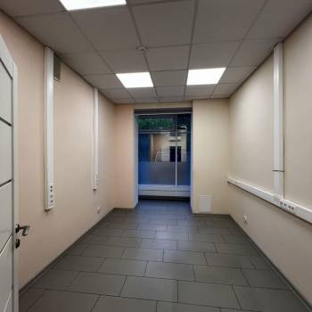 Сдается Нежилое помещение, 150 м²