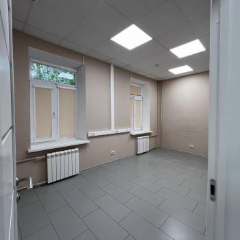 Сдается Нежилое помещение, 150 м²