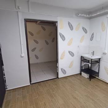 Сдается Нежилое помещение, 17 м²