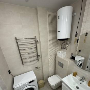 Сдается 1-комнатная квартира, 40 м²