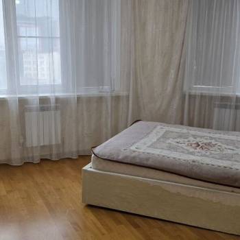 Сдается Многокомнатная квартира, 104 м²