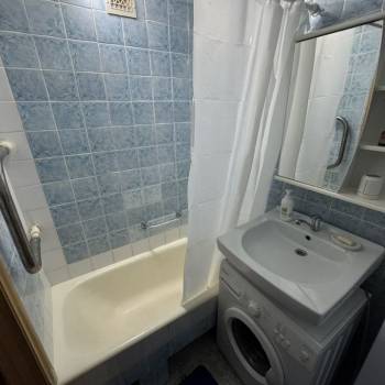 Сдается Многокомнатная квартира, 65 м²