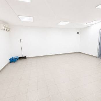 Сдается Нежилое помещение, 123 м²