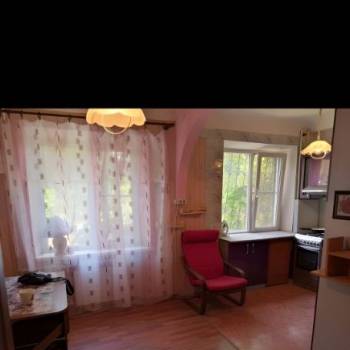 Продается Многокомнатная квартира, 62 м²