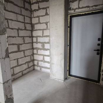 Продается 1-комнатная квартира, 47 м²