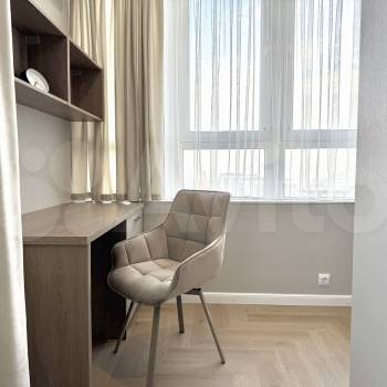 Продается Многокомнатная квартира, 81 м²