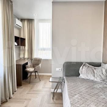 Продается Многокомнатная квартира, 81 м²