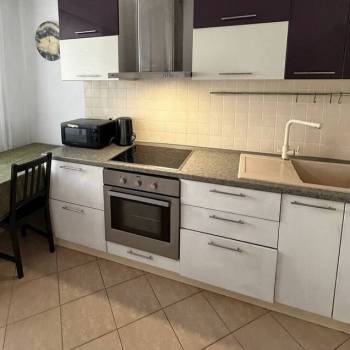Продается 1-комнатная квартира, 35 м²