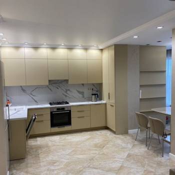 Сдается 1-комнатная квартира, 46 м²