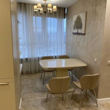 Сдается 1-комнатная квартира, 46 м²