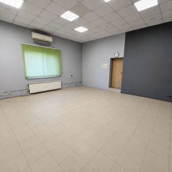 Сдается Нежилое помещение, 445 м²
