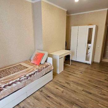 Сдается Многокомнатная квартира, 100 м²