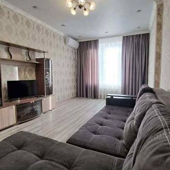 Сдается 2-х комнатная квартира, 65 м²