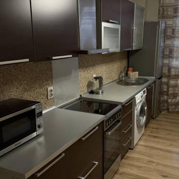 Сдается 1-комнатная квартира, 46 м²