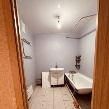 Сдается Многокомнатная квартира, 90 м²