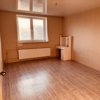 Сдается Многокомнатная квартира, 90 м²