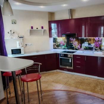 Сдается 1-комнатная квартира, 60 м²
