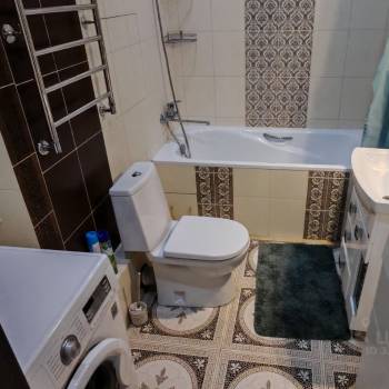 Сдается 1-комнатная квартира, 60 м²