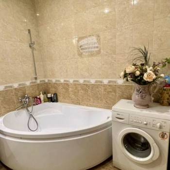 Сдается Многокомнатная квартира, 110 м²