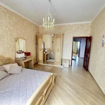 Сдается Многокомнатная квартира, 110 м²