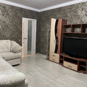 Сдается 1-комнатная квартира, 39 м²