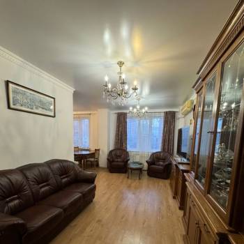 Продается 3-х комнатная квартира, 97 м²