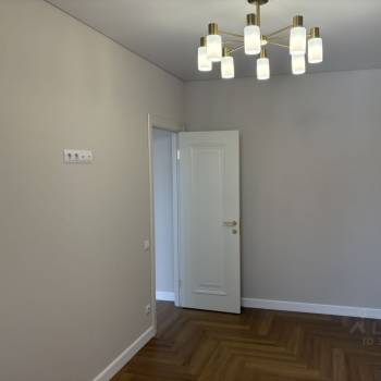 Продается 3-х комнатная квартира, 55 м²
