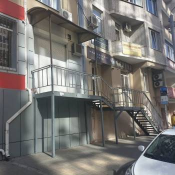 Сдается Нежилое помещение, 151,5 м²