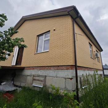 Продается Дом, 205 м²
