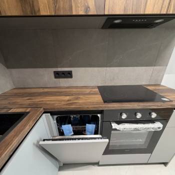 Продается 1-комнатная квартира, 44 м²