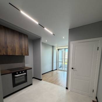 Продается 1-комнатная квартира, 44 м²