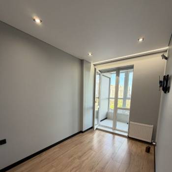 Продается 1-комнатная квартира, 44 м²