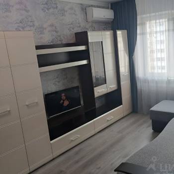 Сдается 1-комнатная квартира, 37 м²