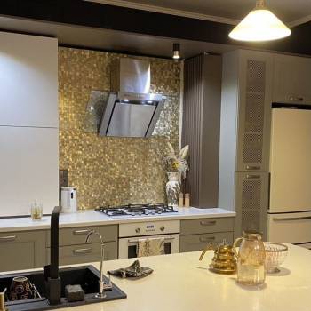 Продается Дом, 280 м²