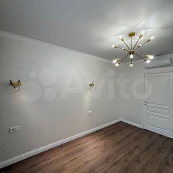 Продается Многокомнатная квартира, 101 м²