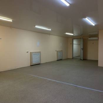 Сдается Нежилое помещение, 68 м²