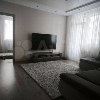 Продается Многокомнатная квартира, 99,2 м²