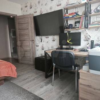 Продается Многокомнатная квартира, 99,2 м²