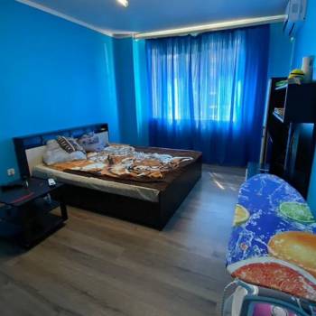 Продается 1-комнатная квартира, 41,4 м²