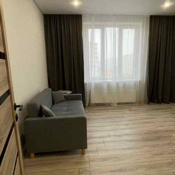 Сдается 1-комнатная квартира, 38 м²