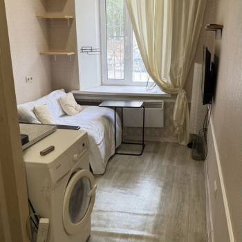 Продается 1-комнатная квартира, 12 м²