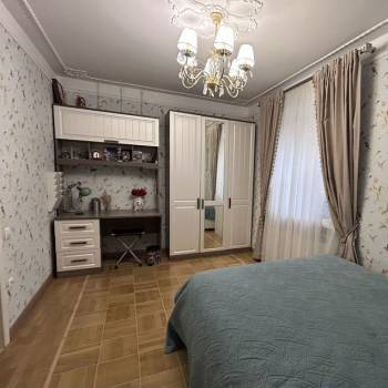 Продается Многокомнатная квартира, 96,6 м²